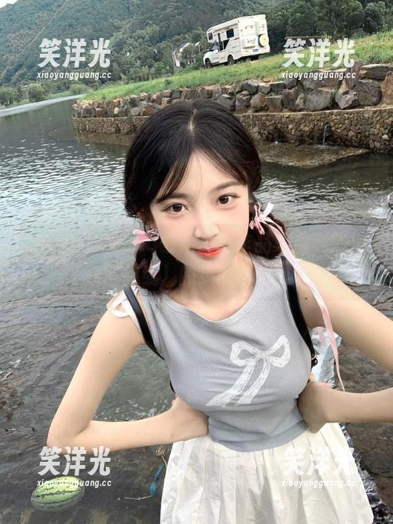 Hatori Sama Hatori Sama最新写真作品来袭,陈海(碧蓝航线)的灵动与优雅.txt